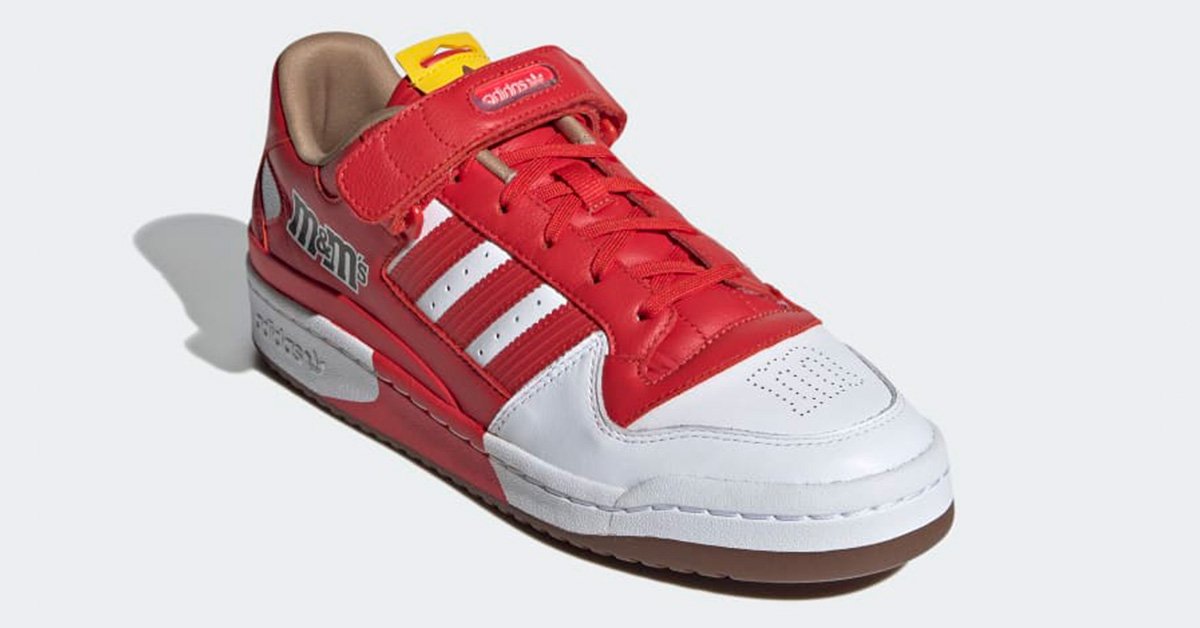 MMs-x-Adidas-Forum-Low-84-Rod-Hvid-GZ1935-02