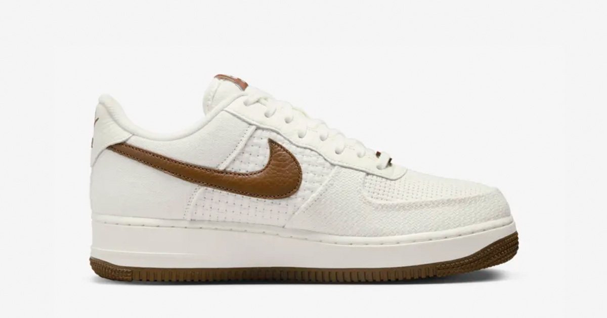 Nike Air Force 1 '07 SNKRS Day DX2666-100