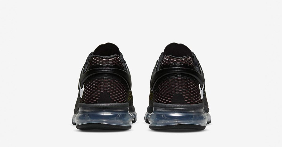 Stussy-x-Nike-Air-Max-2013-Sort-DO2461-001-03