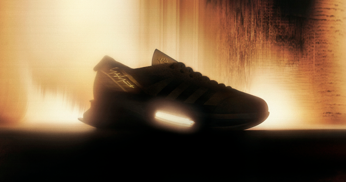 Adidas Y-3 S-Gendo Run's nyskabende design.