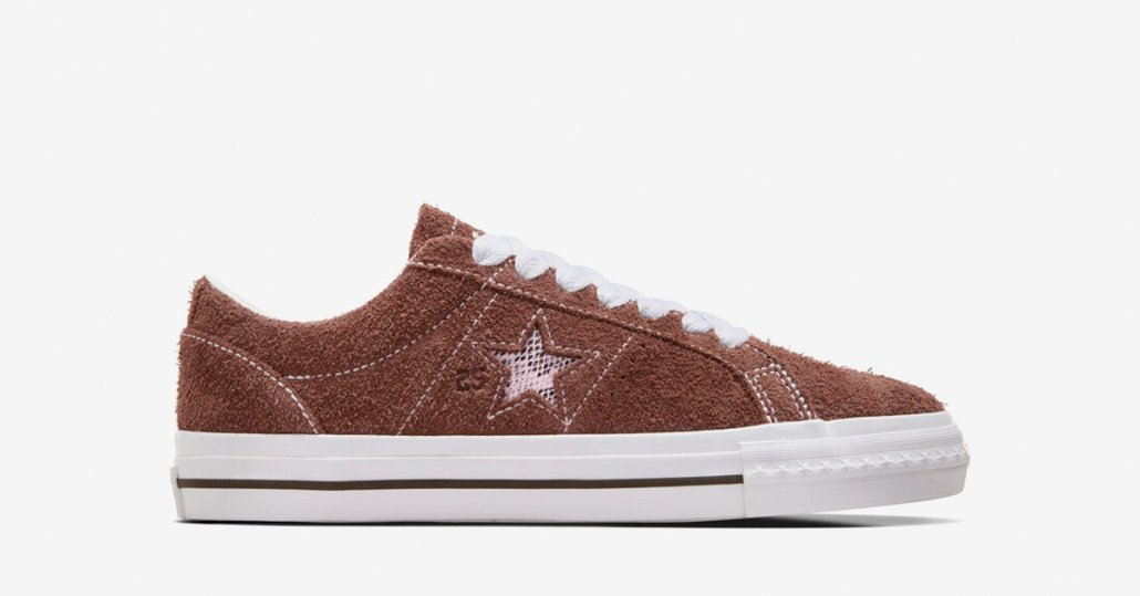 Street skateboarding med Quartersnacks x Converse CONS One Star Pro A09554C